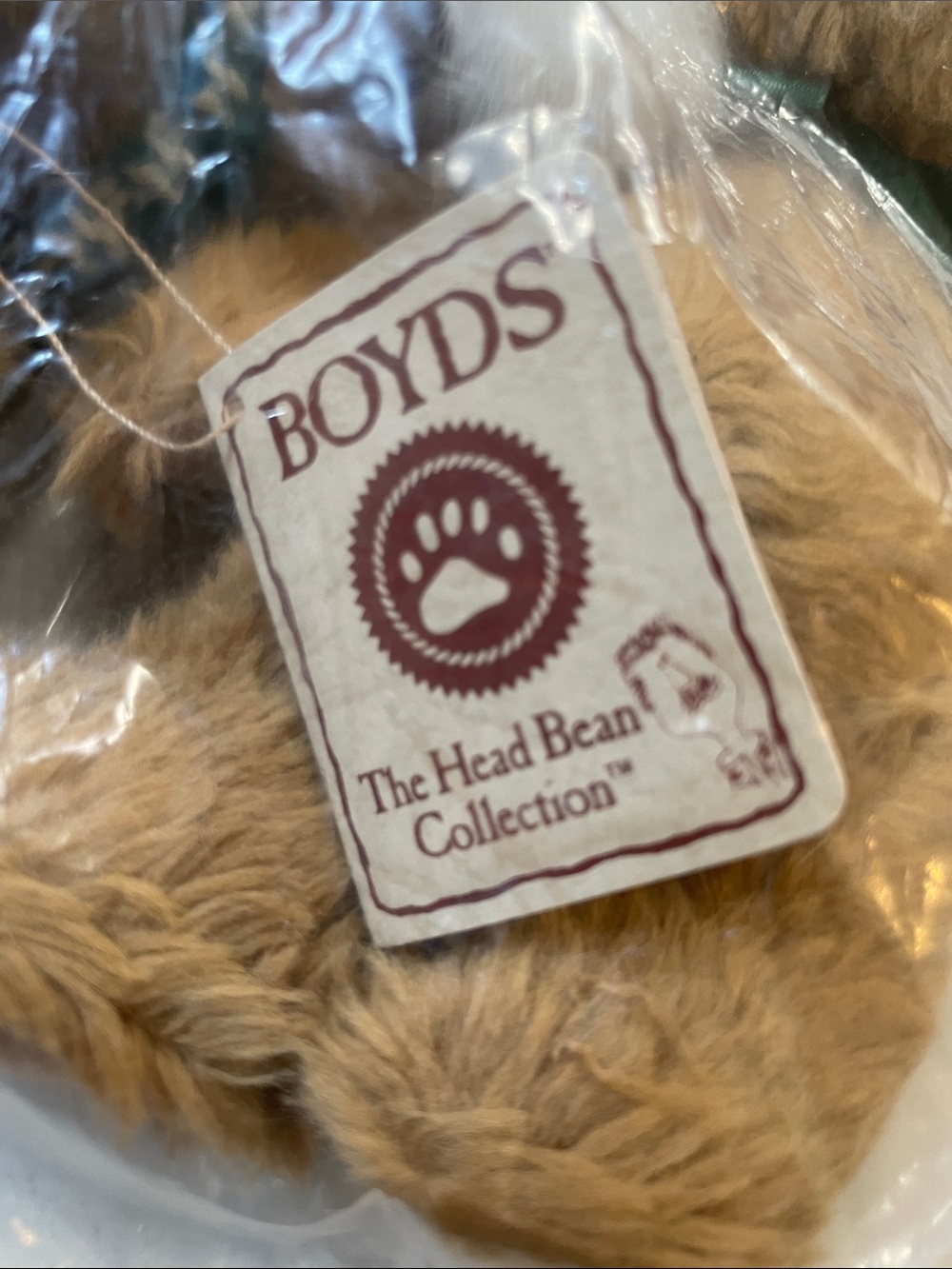 Boyd Bears The Head Bean Holiday Collection with Gifts and Gift Bags